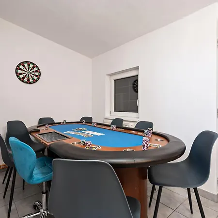 Na Samote U Trate بيت للعطل *
